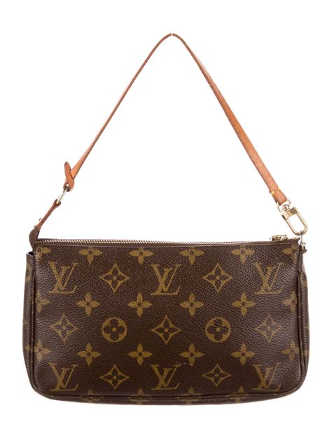 louis vuitton pochette real